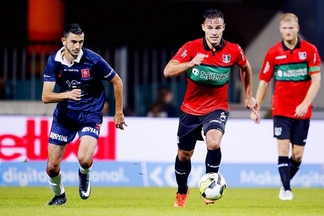 进入职业生 进入职业生