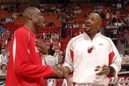 奇在肘区拿 奇在肘区拿